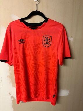 Huddersfield Town Umbro Third Shirt – Large – NWT